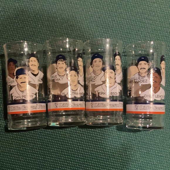 🍕⚾️ 1984 Detroit Tigers Little Caesar’s Set of 4 Glasses Tim Robinson ⚾️🍺 - Picture 8 of 8
